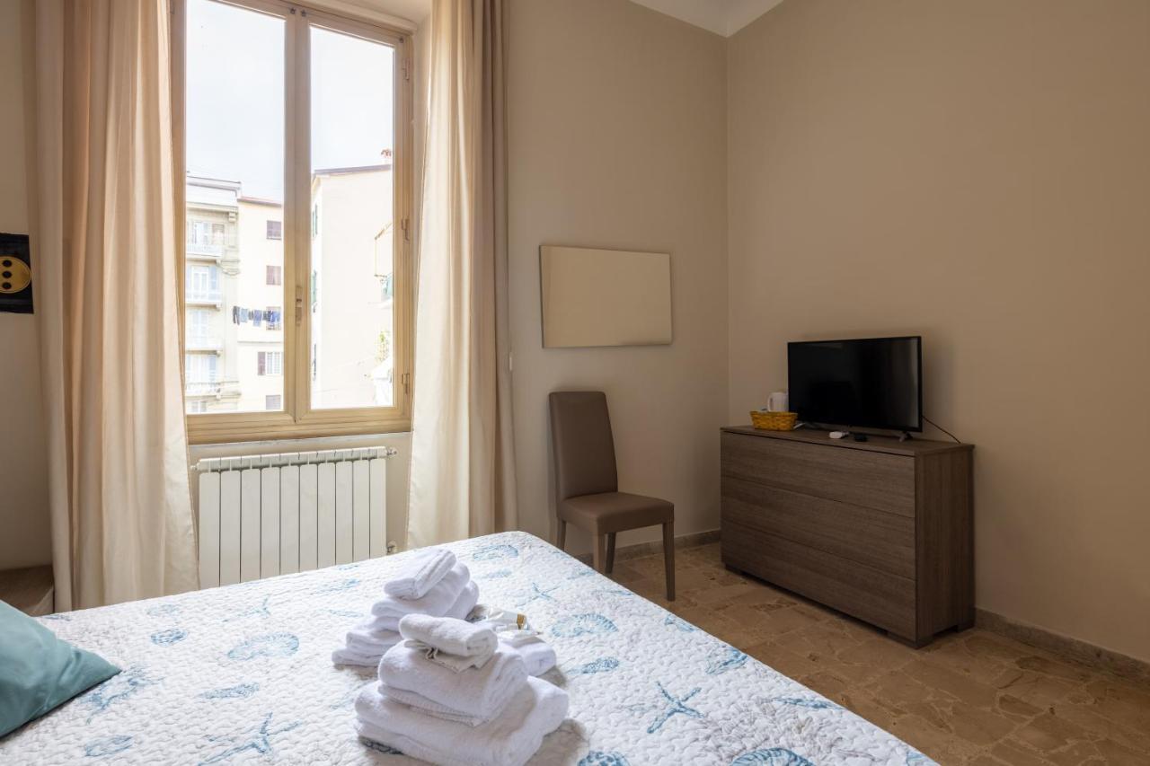 Blu Sea Rooms La Spezia Ngoại thất bức ảnh